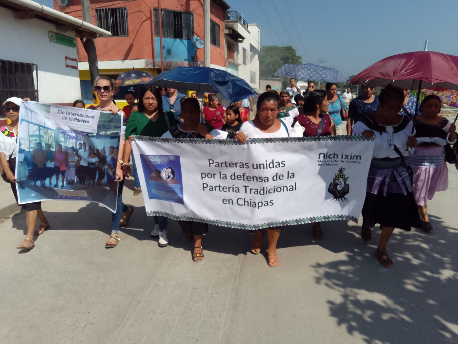 marcha-parteras-yajalon-5demayo